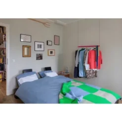 Garderobe Karla Crudo